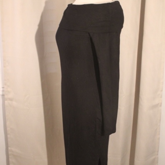 Off the Shoulder Dress - Picture 3 of 4